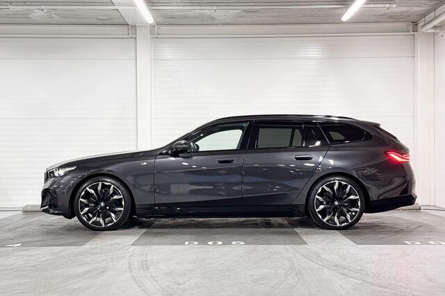 BMW i5 Touring xDrive40 | M-Sport | Panoramadak | Bowers & Wilkins | Stoelventilatie | Stoelverwarming | Driving Assistant Professional | Parking Assistant professional |
