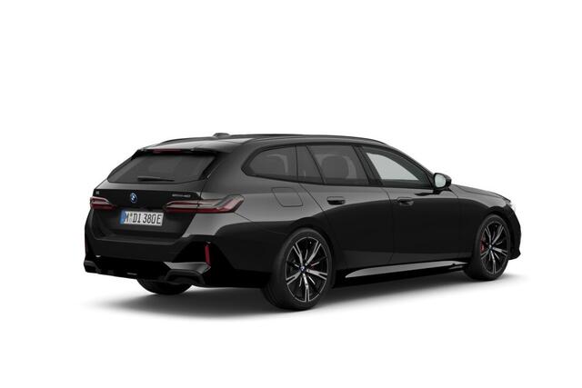BMW i5 Touring eDrive40 M Sport Edition 84 kWh | M Sportpakket Pro | Innovation Pack | Travel Pack | Comfort Pack