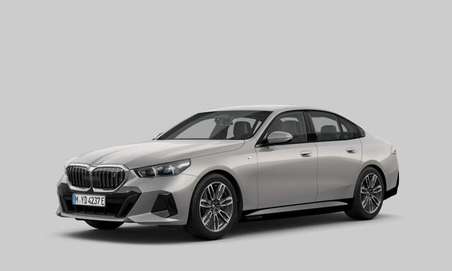 BMW i5 eDrive40 M Sport | Orig. NL | Driving Assistant Plus | Lederen Bekleding | Ambient verlichting |