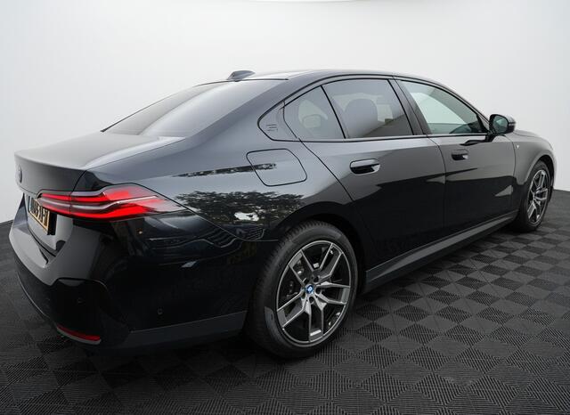 BMW i5 eDrive40 84 kWh, Edition-Sport | Camera | Navi & CarPlay