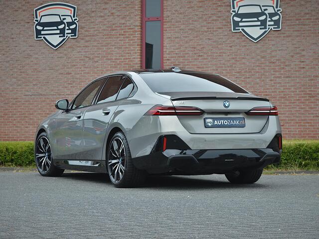 BMW i5 eDrive40 84 kWh M Sport Innovation | Zeer compleet