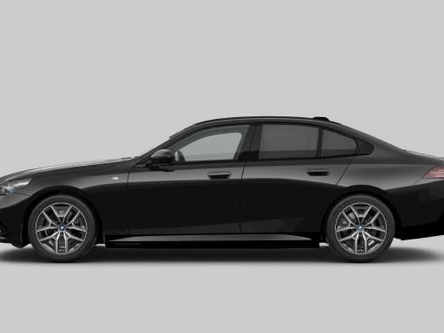 BMW i5 eDrive40 M-Sport | Panoramadak | CoPilot | Harman Kardon