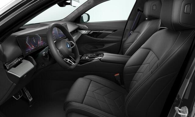 BMW i5 eDrive40 84 kWh M Sportpakket Pro | Glazen Panoramadak | Innovation Pack | Comfort Pack | Travel Pack | Trekhaak