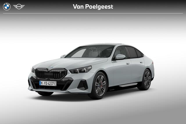 BMW i5 Sedan eDrive40 M Sport Pro Edition 84 kWh | M Sportpakket Pro | Innovation Pack | Travel Pack | Comfort Pack