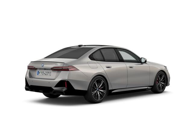 BMW i5 Sedan eDrive40 M Sport Pro Edition 84 kWh | M Sportpakket Pro | Innovation Pack | Travel Pack | Comfort Pack