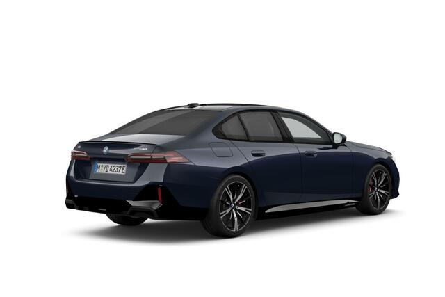 BMW i5 Sedan eDrive40 M Sport Pro Edition 84 kWh | M Sportpakket Pro | Innovation Pack | Travel Pack | Comfort Pack