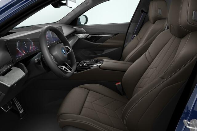 BMW i5 Touring eDrive40 M Sport Pro Edition 84 kWh | M Sportpakket Pro | Innovation Pack