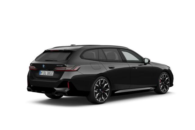 BMW i5 Touring eDrive40 M Sport Edition 84 kWh | M Sportpakket Pro | Innovation Pack | Travel Pack | Comfort Pack