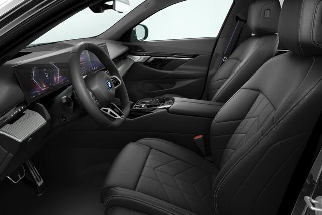 BMW i5 Touring eDrive40 M Sport Edition 84 kWh | M Sportpakket Pro | Innovation Pack | Travel Pack | Comfort Pack