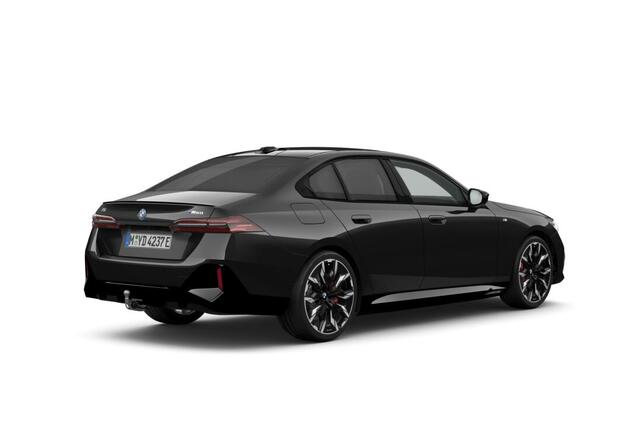 BMW i5 Sedan M60 xDrive M Sport Pro Edition 84 kWh | M Sportpakket Pro | Innovation Pack | Travel Pack | Comfort Pack | Trekhaak