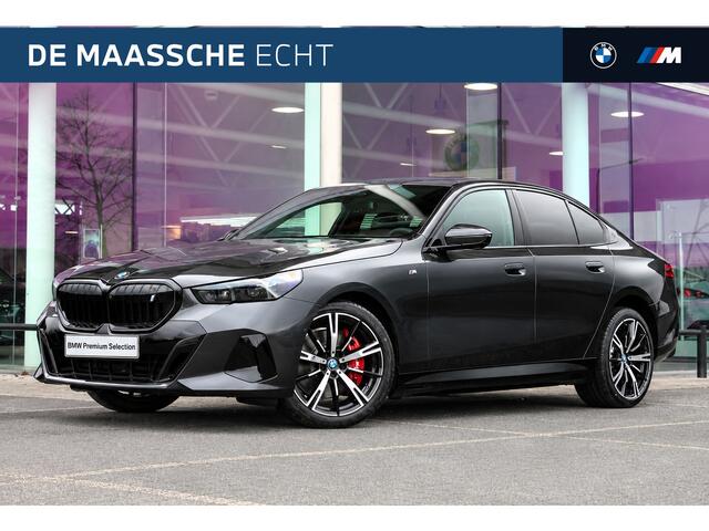 BMW i5 eDrive40 M Sport Automaat / Panoramadak / Trekhaak / Adaptieve LED / Parking Assistant Professional / Stoelventilatie / Comfort Access