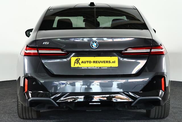 BMW i5 eDrive40 M Sport Edition 84 kWh Navi / ACC / HUD / H&K / Memory / Panorama