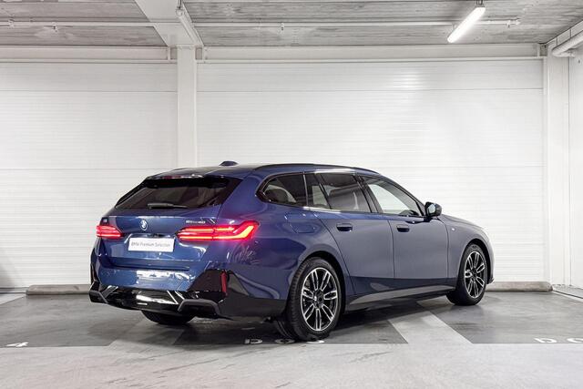 BMW i5 Touring eDrive40 | M-Sport Pro | Bowers & Wilkins | Innovation Pack | Panoramadak | Stoelventilatie