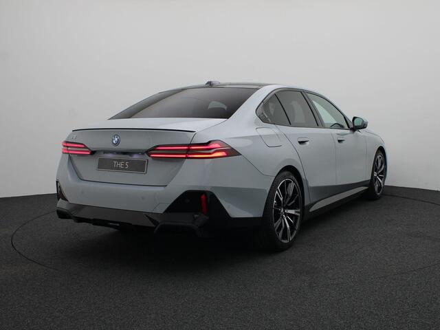 BMW i5 eDrive40 | SoH 100% | M Sport Edition | M Sportpakket Pro | Comfort Pack | Innovation Pack | Panoramadak