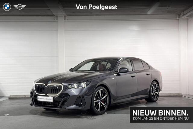 BMW i5 Sedan eDrive40 | M-Sport Pro | Innovation Pack | Stoelventilatie | Panoramadak | Comfort Access | Parking Assistant Plus