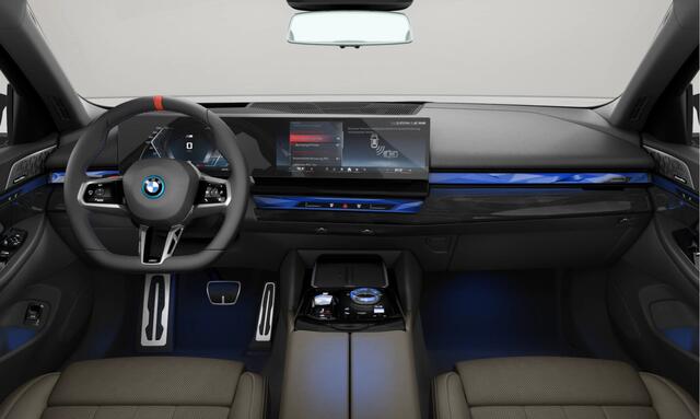 BMW i5 M60 xDrive - M-Sport Pro - Pano - Bowers & Wilkins - Stoelventilatie - ACC
