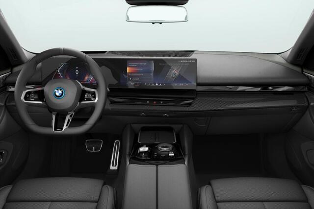 BMW i5 eDrive40 M Sport Edition Innovation Pack