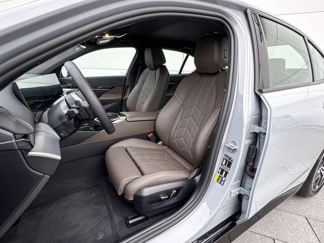 BMW i5 Sedan M60 xDrive 84 kWh