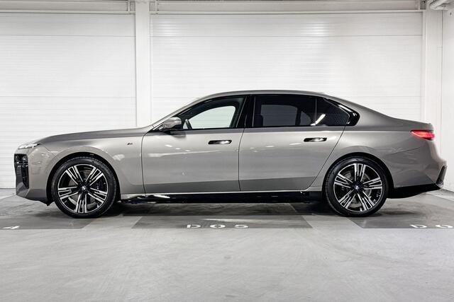BMW i7 eDrive50 | M-Sport Pro | Innovation Pack | Executive Pack | Connoisseur Pack | Climate Accoustics Pack | Executive Lounge Rear Console | Comfort Access