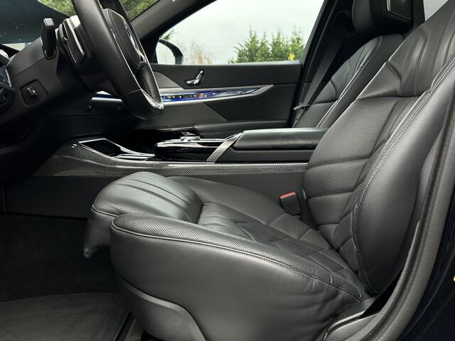 BMW i7 xDrive60 High Exe | M-Sport | 21" | Panorama Sky Lounge | Bowers & Wilkins | Massage | Trekhaak | CoPilot | Merino Leder