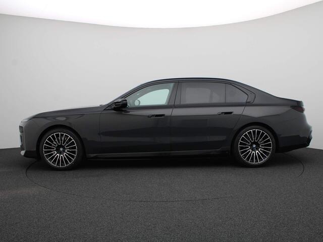 BMW i7 M70 xDrive | M Performance Package | Innovation Pack | Executive Pack | Exclusive Lounge | Connosseur Pack | Klima Akustik Pack