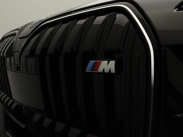 BMW i7 M70 xDrive | M Performance Package | Innovation Pack | Executive Pack | Exclusive Lounge | Connosseur Pack | Klima Akustik Pack