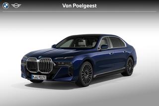 bmw-i7-edrive50-privilege-edition-