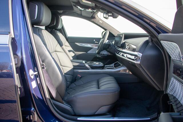 BMW i7 M70 xDrive | Sky Lounge | Bowers & Wilkins | Connoisseur Pack