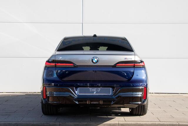 BMW i7 M70 xDrive | Sky Lounge | Bowers & Wilkins | Connoisseur Pack