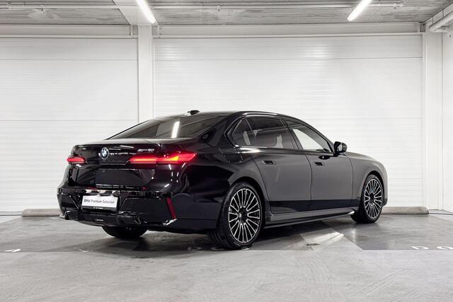 BMW i7 eDrive50 M-Sport Pro | Innovation Pack | Executive Pack | Connoisseur Pack | Driving Assistant Professional | Parking Assistant Professional | Sky Lounge