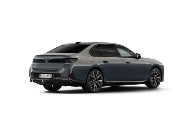 BMW i7 xDrive60 | M-Sport Pro | 22" | Sky Lounge | Massage | B&W