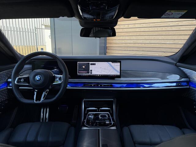 BMW i7 xDrive60 106 kWh THEATRE|4W-BESTURING|MASSAGE & STOELVENTILATIE V+A|SKYLOUNGE