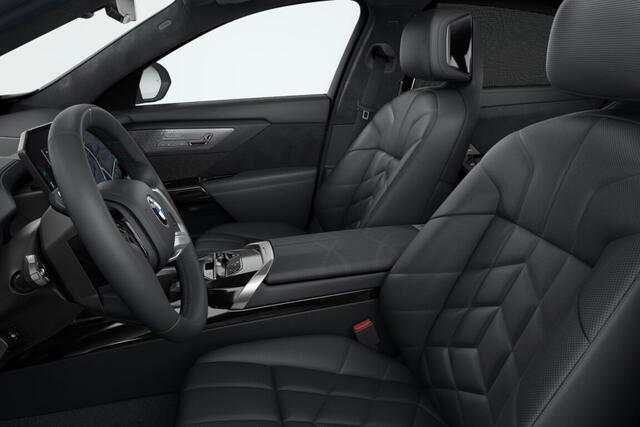BMW i7 xDrive50 118.1 kWh | M Sportpakket Pro | Executive Pack | Connoisseur Pack | Trekhaak