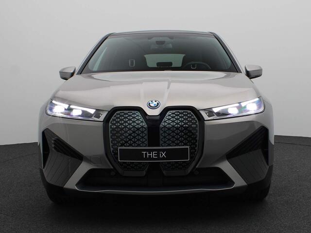 BMW iX xDrive40 | High Executive | Sportpakket | Personal CoPilot Pack