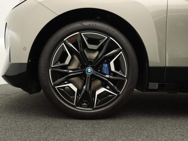 BMW iX xDrive40 | High Executive | Sportpakket | Personal CoPilot Pack
