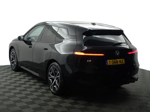 BMW iX xDrive40 M Sport Plus 77 kWh- Stoelmassage, Harman Kardon, 360 Camera, Head Up, Memory Seats, Sfeerverlichting