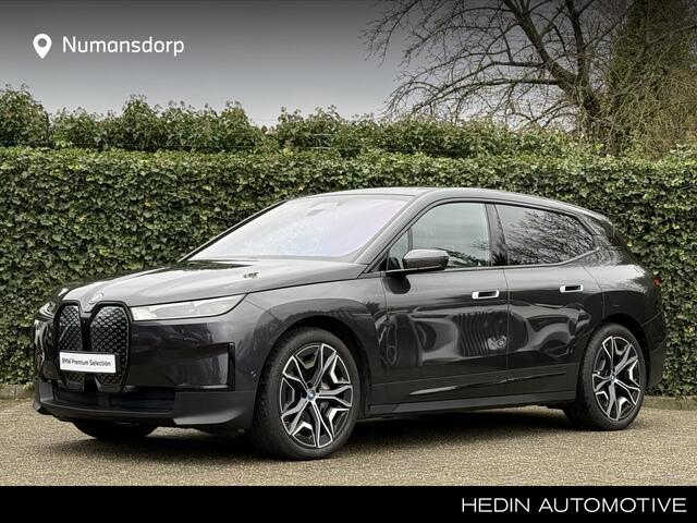 BMW iX xDrive40 High Exe | 22" | Co-Pilot | Harman/Kardon | Stoelverw. + Ventilatie | Soft-Close | Trekhaak | Comfort Acces