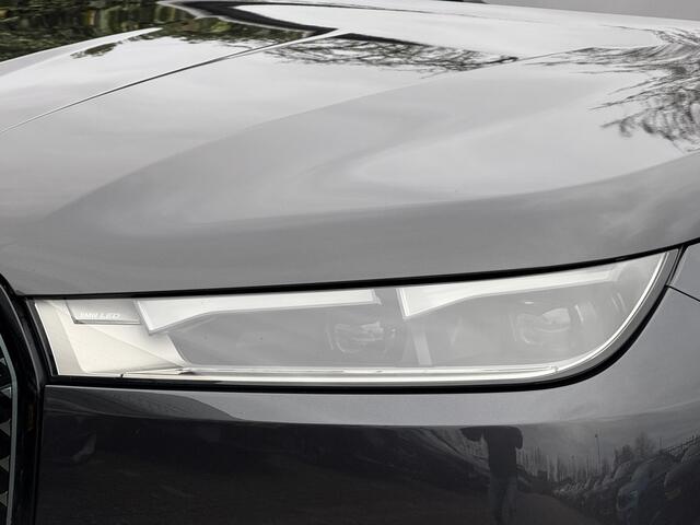 BMW iX xDrive40 High Exe | 22" | Co-Pilot | Harman/Kardon | Stoelverw. + Ventilatie | Soft-Close | Trekhaak | Comfort Acces