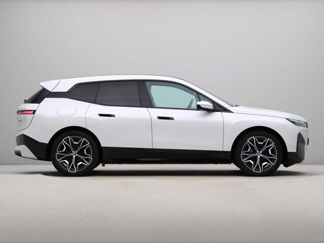 BMW iX xDrive40 High Executive 77 kWh
