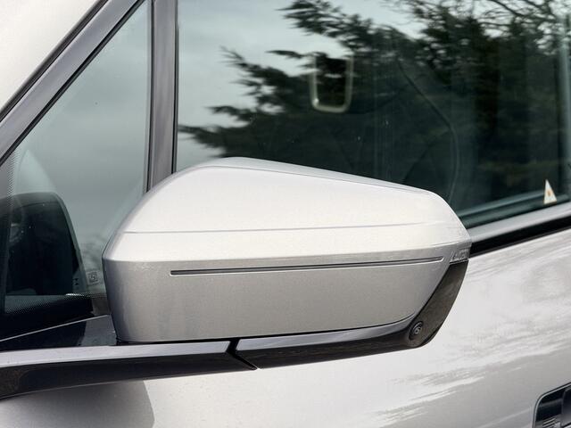 BMW iX xDrive40 | Sportpakket | High Exe | 22'' | CoPilot | Soft-Close | Harman/Kardon
