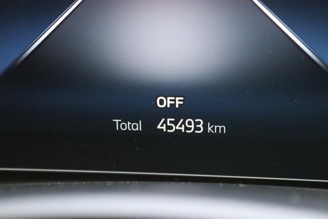 BMW iX xDrive40 High Executive 77 kWh Harman Kardon | 360° Camera | Head-up | Parkeersens. v+a | Trekhaak elektrisch