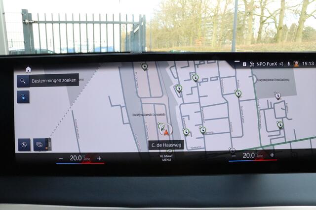 BMW iX xDrive40 High Executive 77 kWh Harman Kardon | 360° Camera | Head-up | Parkeersens. v+a | Trekhaak elektrisch