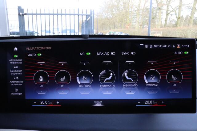 BMW iX xDrive40 High Executive 77 kWh Harman Kardon | 360° Camera | Head-up | Parkeersens. v+a | Trekhaak elektrisch