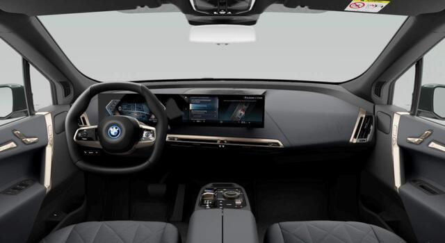 BMW iX xDrive50 - Luchtvering - Integral Active Steering - Driving Ass Prof