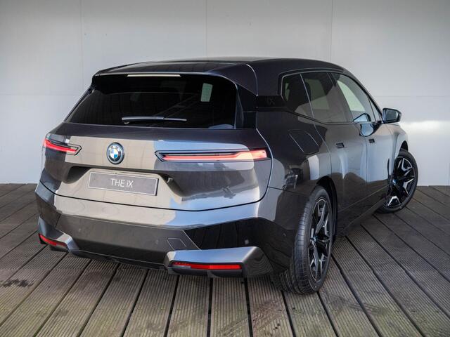 BMW iX xDrive40 | High Executive | Sport Edition | BMW Personal CoPilot Pack | Sportpakket