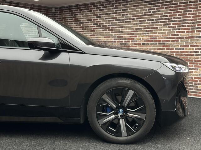 BMW iX xDrive40 Excellence 77 kWh M-Sport| Dak| Harman/Kardon| Diamond| Massage|