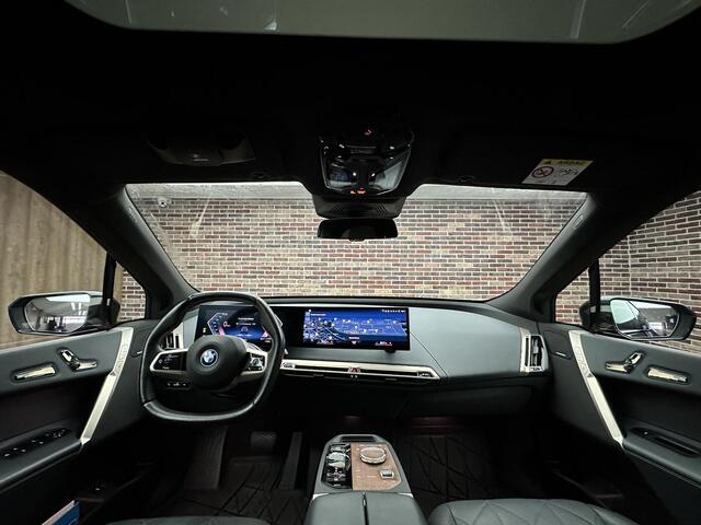 BMW iX xDrive40 Excellence 77 kWh M-Sport| Dak| Harman/Kardon| Diamond| Massage|
