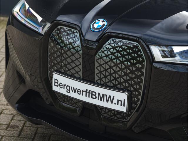 BMW iX M60 - Bowers & Wilkins - M-Stuurwiel - Pano