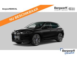 bmw-ix-xdrive40---driving-ass-prof-