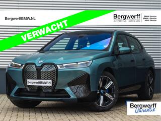 bmw-ix-xdrive40---sportpakket---pan